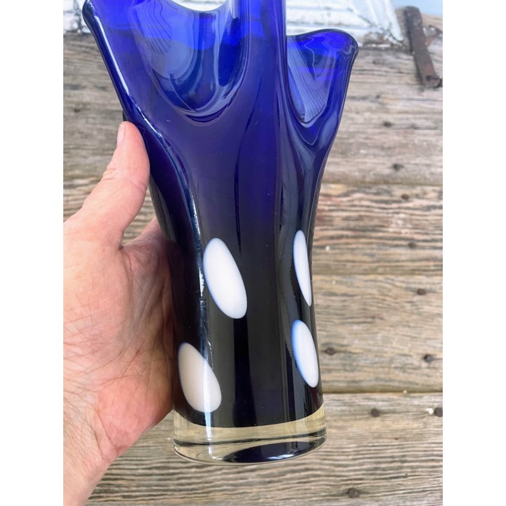 Vintage Art Glass Cobalt Blue White Polka Dot Handkerchief Vase - Picture 4 of 8